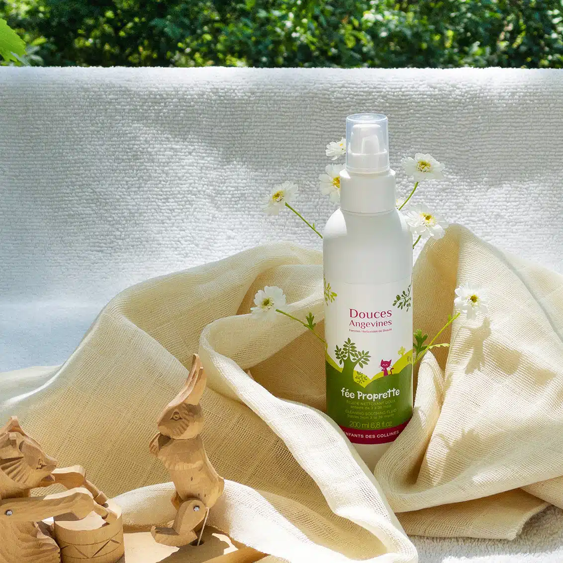 Fee Proprette fluide ettoyant bebe jeunes enfants