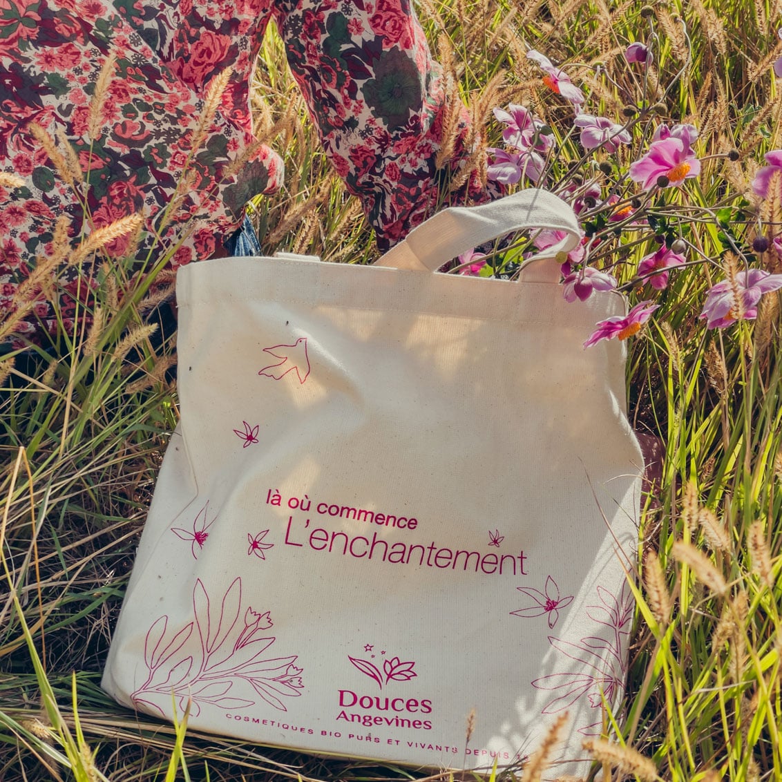 Douces Angevines organic cotton tote bag