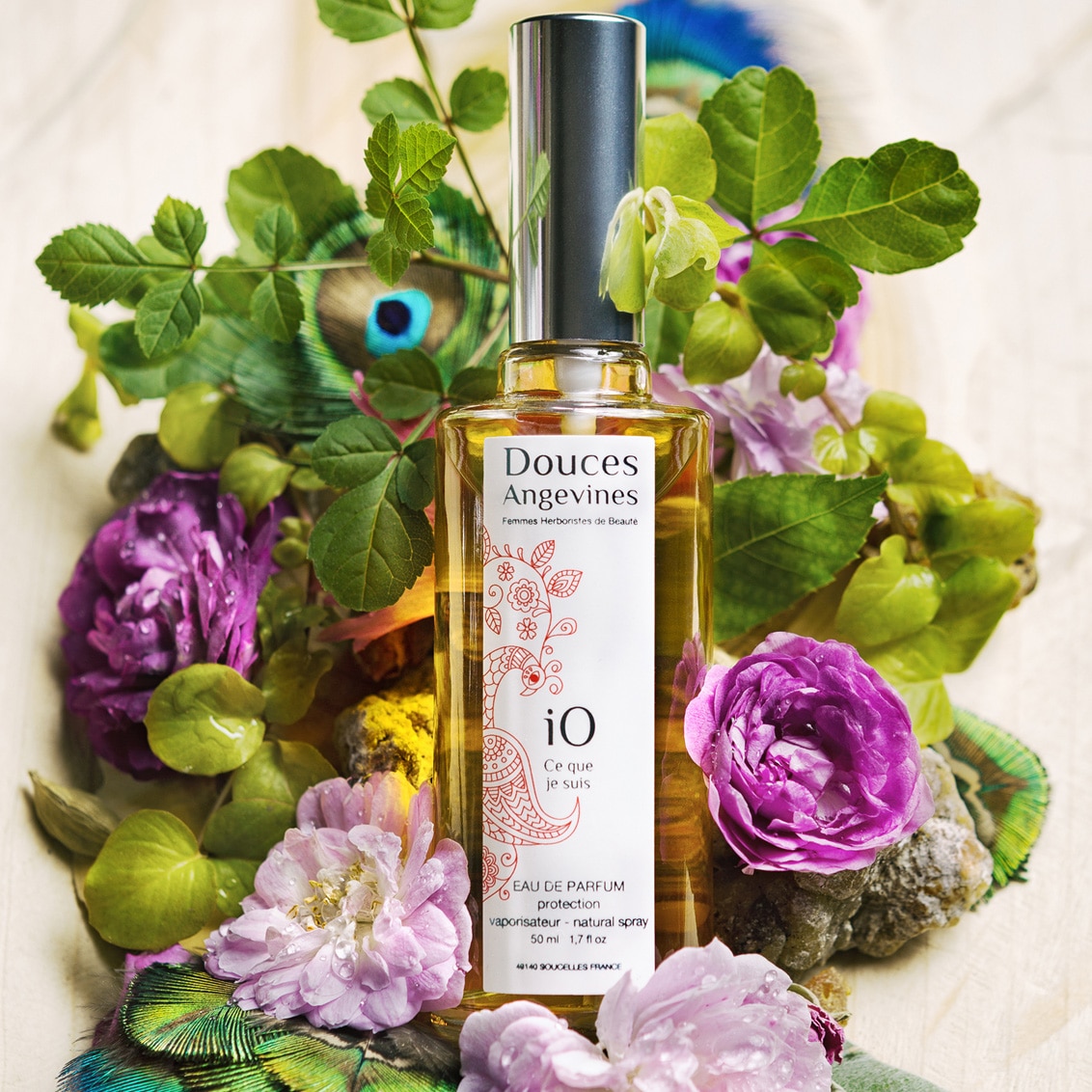 iO What I am organic perfume - Douces Angevines