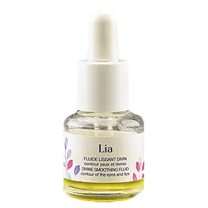 Lia, contour des yeux et des lèvres bio